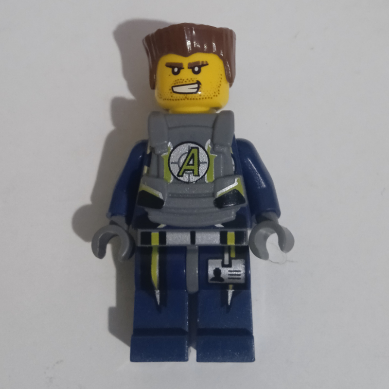 Agent Charge with Armor, 3626b Head